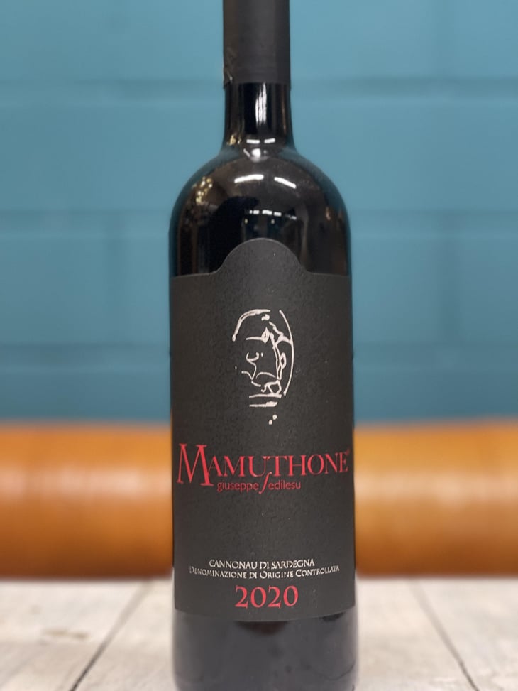Mamuthone - Cantina Giuseppe Sedilesu - Antonietta, Francesco & Salvatore Sedilesu 