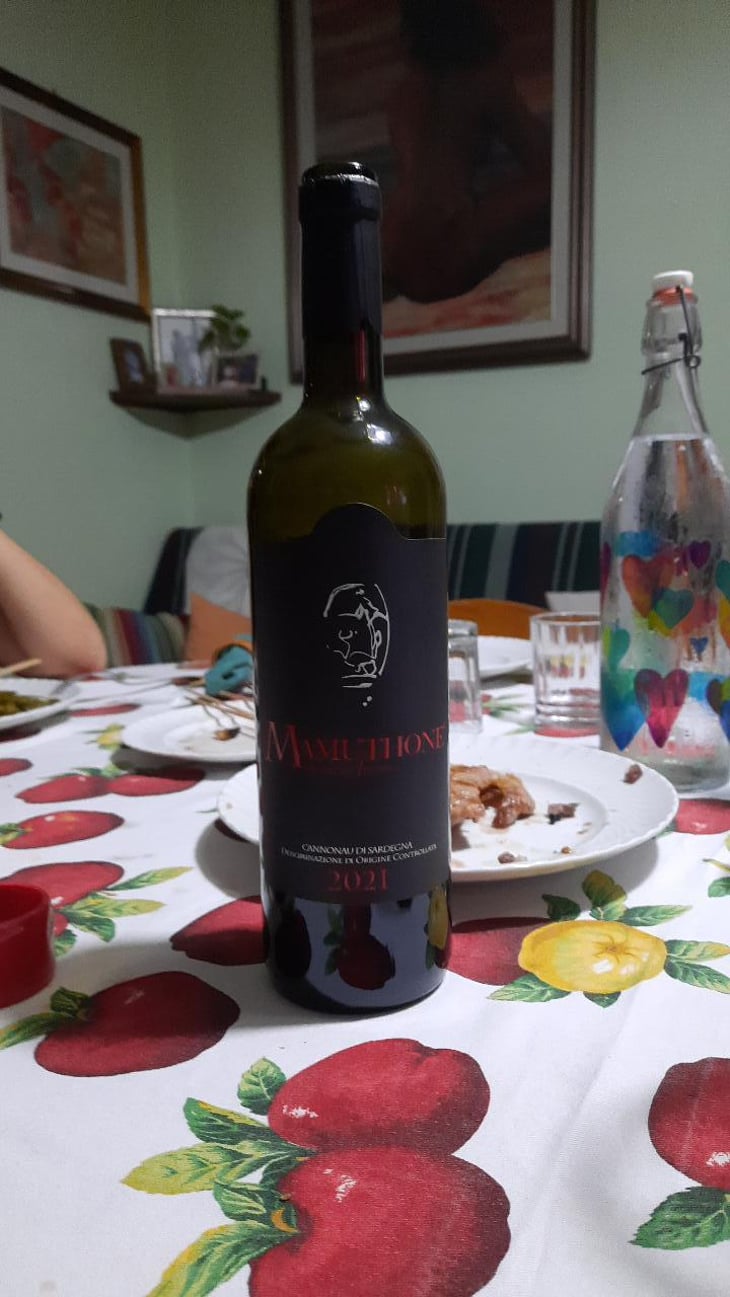 Mamuthone - Cantina Giuseppe Sedilesu - Antonietta, Francesco & Salvatore Sedilesu 