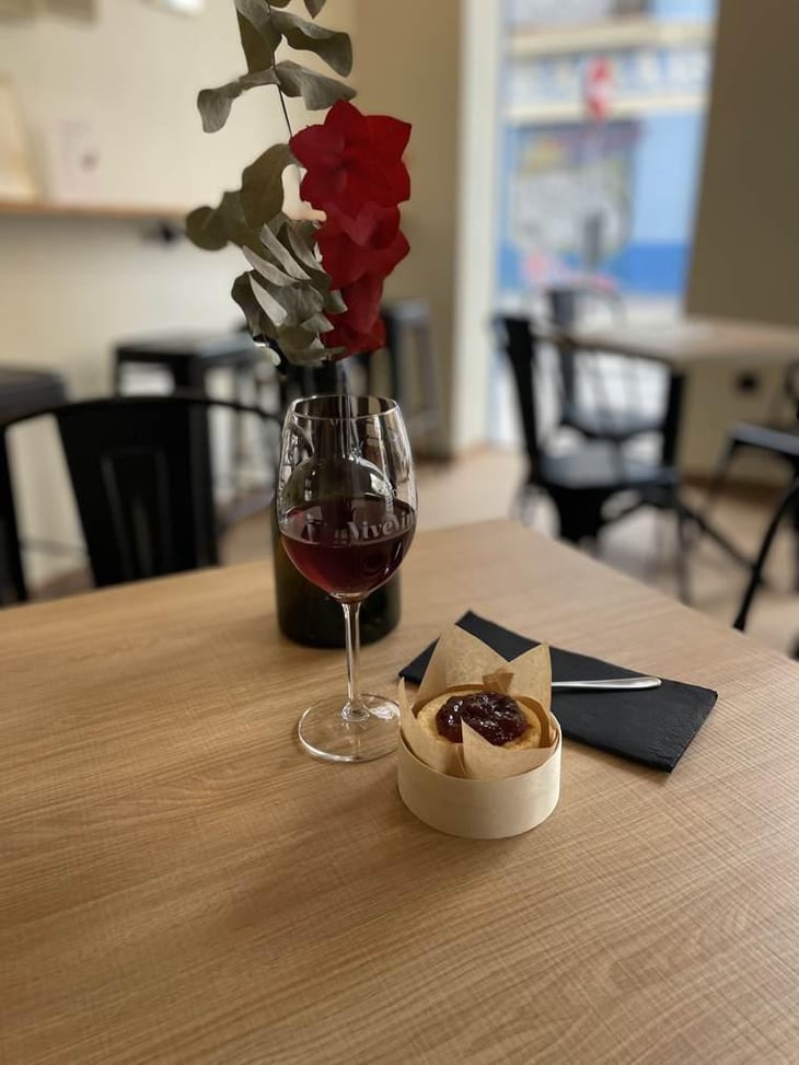 Manchego Cheese Coulant - ViveVino - 577990
