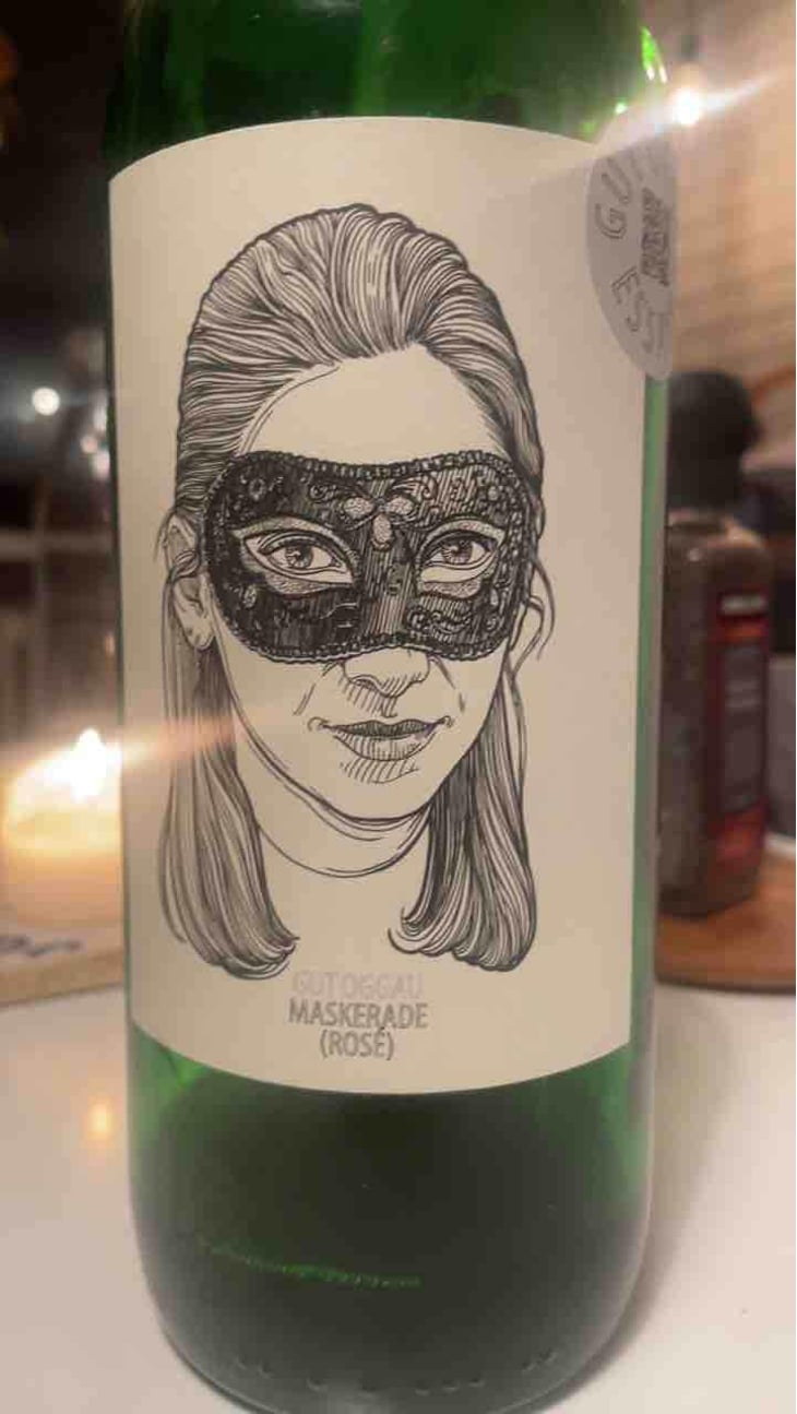 Maskerade (Rosé) - Gut Oggau - Stephanie & Eduard Tscheppe-Eselböck 