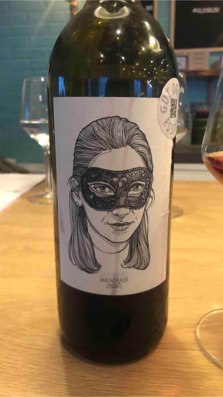 Maskerade (Rosé) - Gut Oggau - Stephanie & Eduard Tscheppe-Eselböck 
