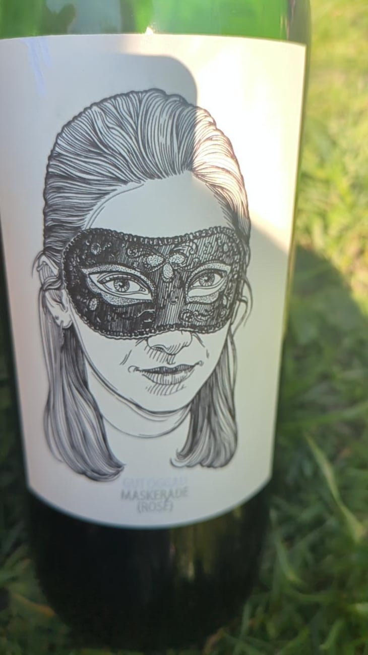 Maskerade (Rosé) - Gut Oggau - Stephanie & Eduard Tscheppe-Eselböck 