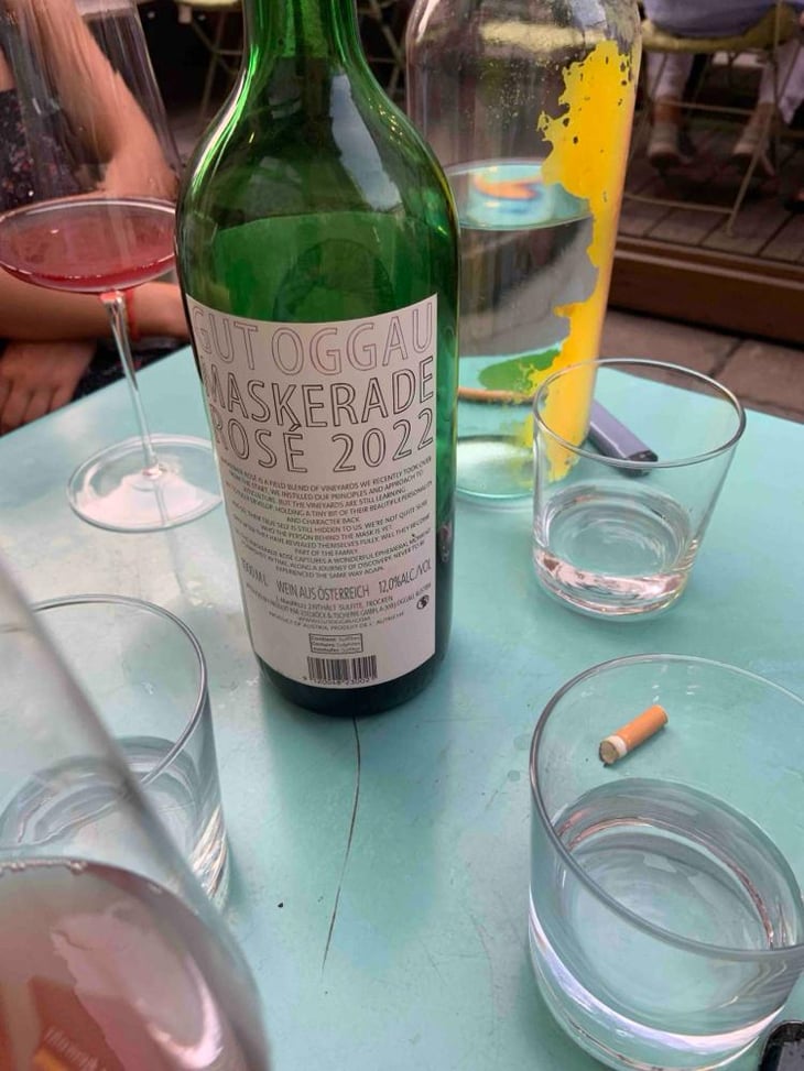 Maskerade (Rosé) - Gut Oggau - Stephanie & Eduard Tscheppe-Eselböck 