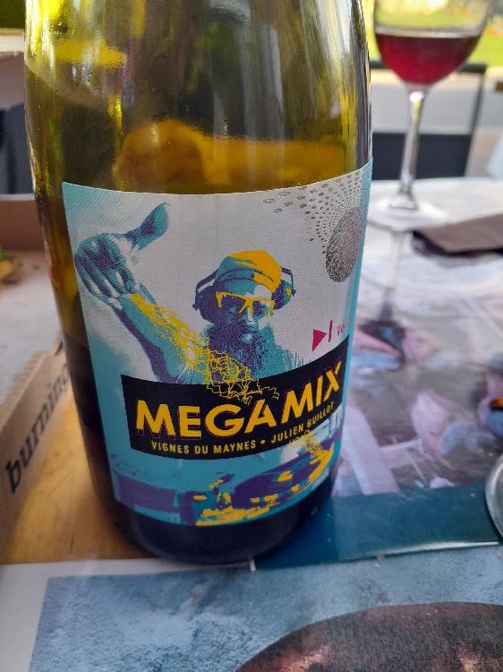 Megamix Volume 2 - Clos des Vignes du Maynes - Julien Guillot 