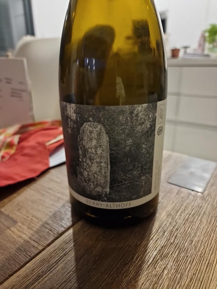 Menhir 2022 - Domaine Berry - Althoff & Le Quai à Raisins - Imogen Berry & Robin Althoff -2022