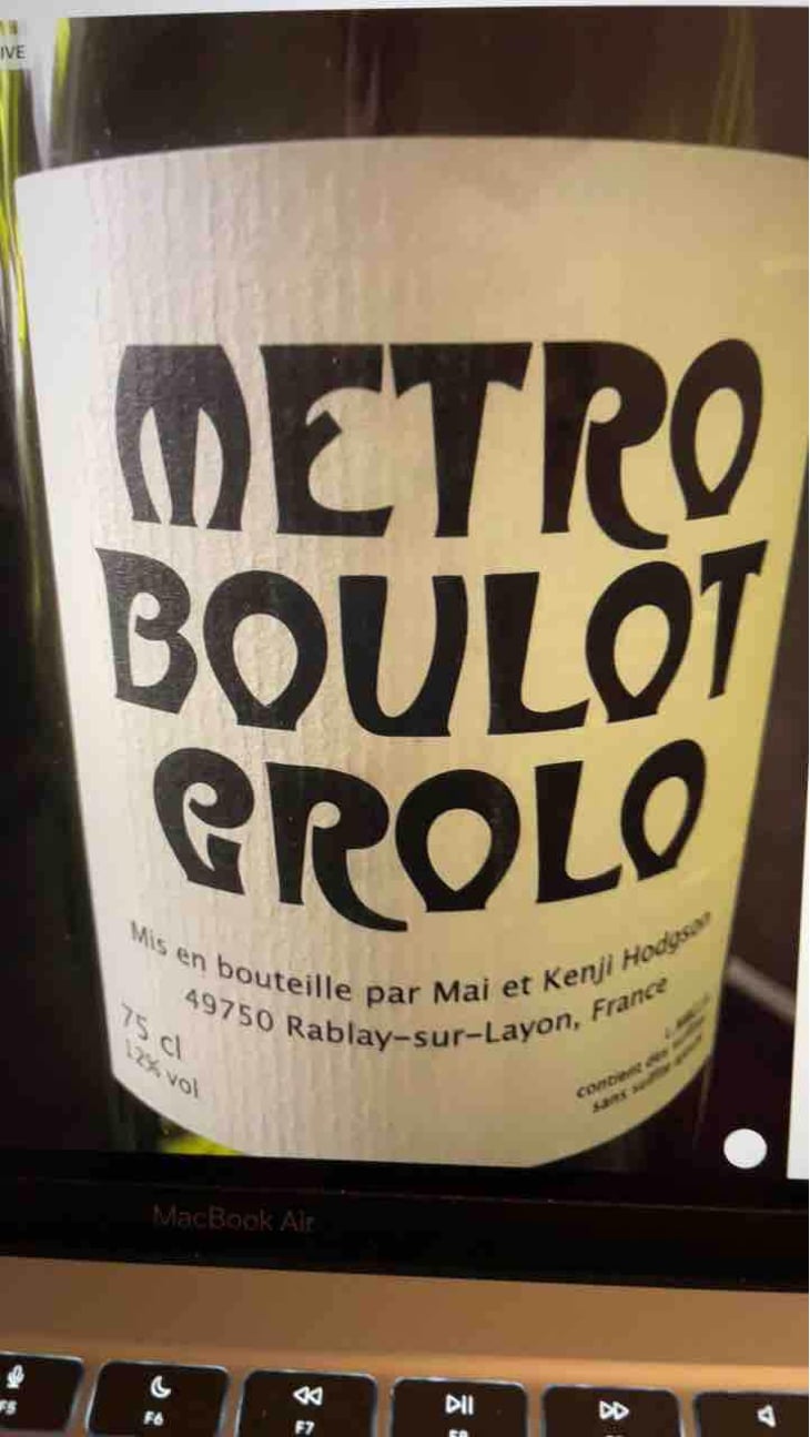 Metro Boulot Grolo - Vins Hodgson - Mai & Kenji Hodgson 