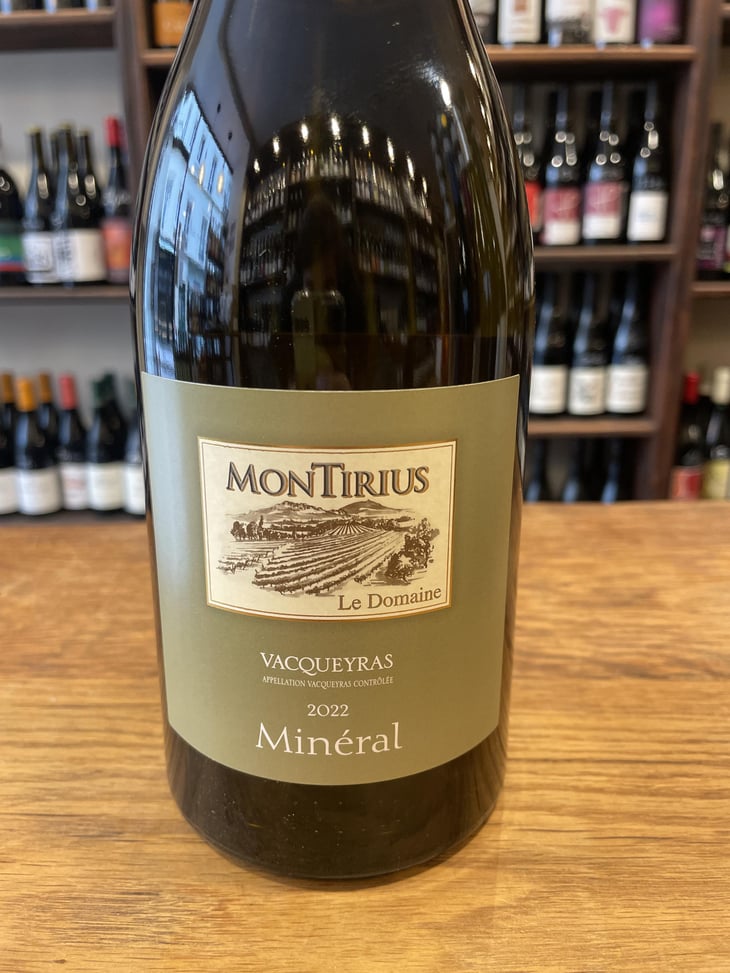 Mineral - Domaine Montirius - Justine, Manon, Christine & Eric Saurel 