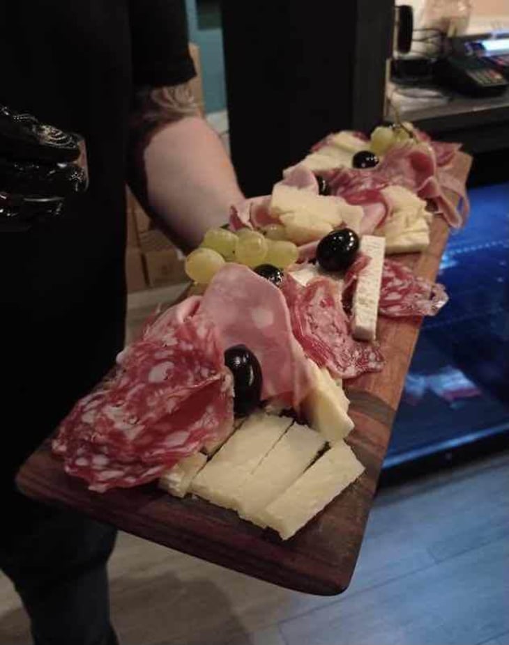Mixed Plate With Artisanal Bio Cheese And Cold Cuts. - MOSTO - 550127