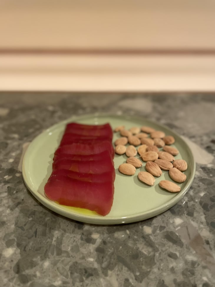 Mojama De Atún Rojo De Almadraba With Almonds - ita Madrid - 794857