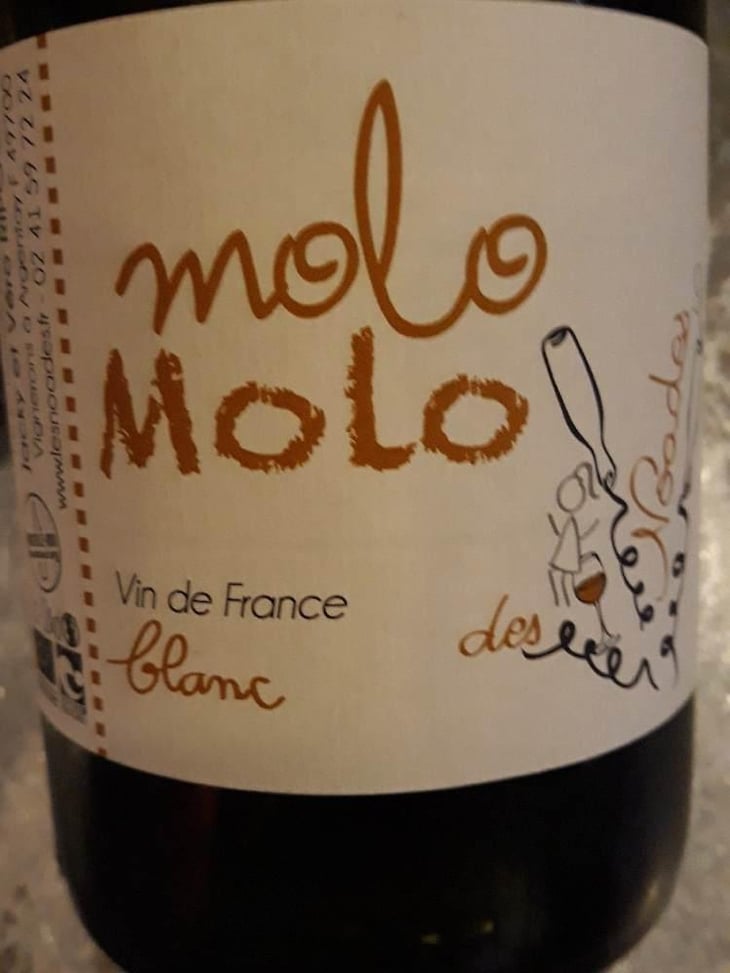 Molo molo - Les Noades - Jacky & Vero Ripoche 