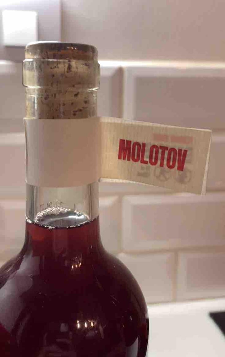 Molotov - Terrain Vague - Thomas Ollivier 