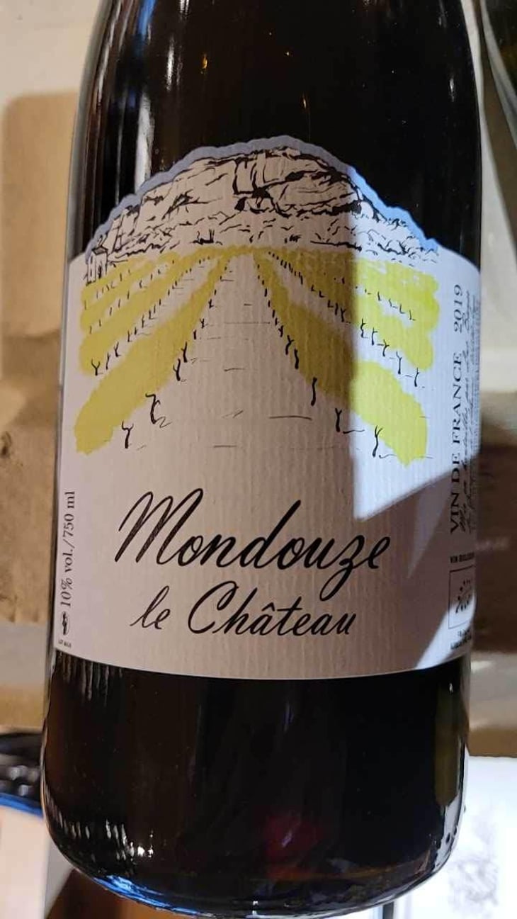 Mondouze Le chateau - Les Grangeons de l'Albarine - Luc Bauer 