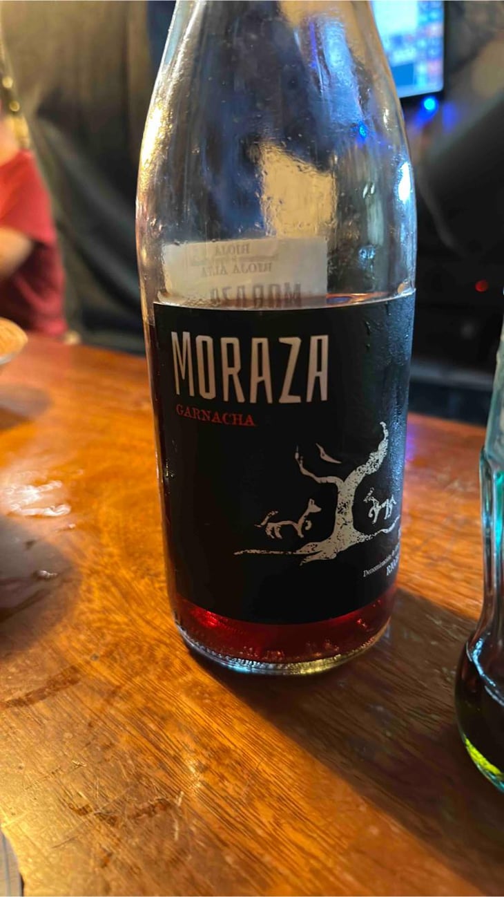 Garnacha - Bodegas Moraza - Janire Moraza and Patricio Brongo 