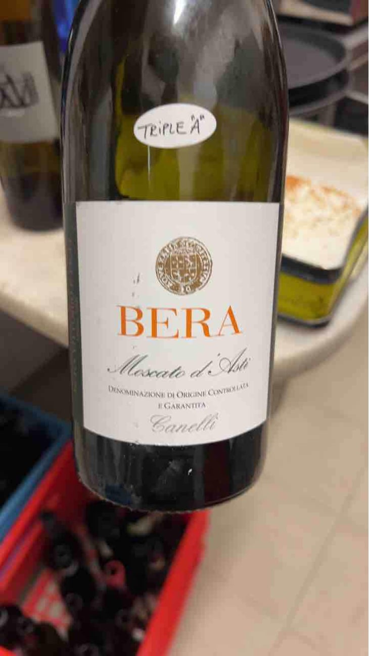 Moscato d'Asti Canelli - Azienda Agricola Vittorio Bera & Figli - Alessandra e Gianluigi Bera -2022