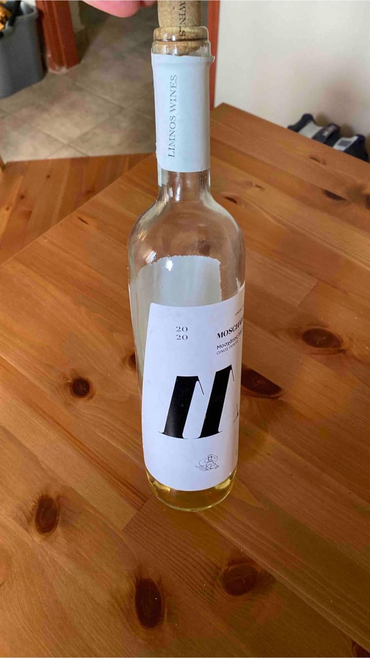 Moschatos - Limnos wine - Savvoglou-Tsivolas Winery / Limnos Organic Wines -2020