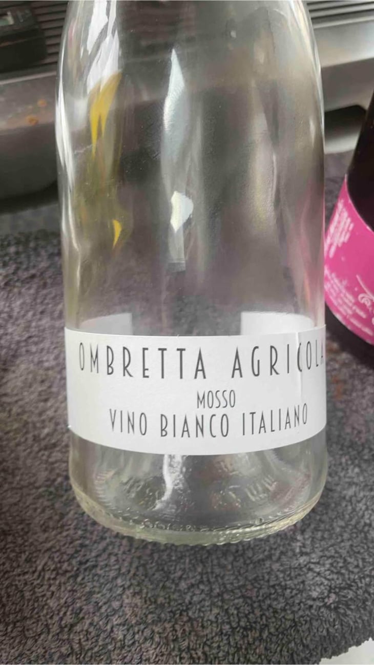 Mosso Frizzante - Ombretta Agricola - Alex Della Vecchia 