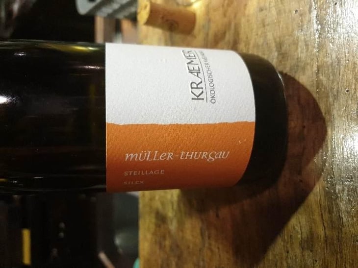 Mueller-thurgau - Ökologischer Land- & Weinbau Krämer - Simone Wege & Stephan Kraemer 