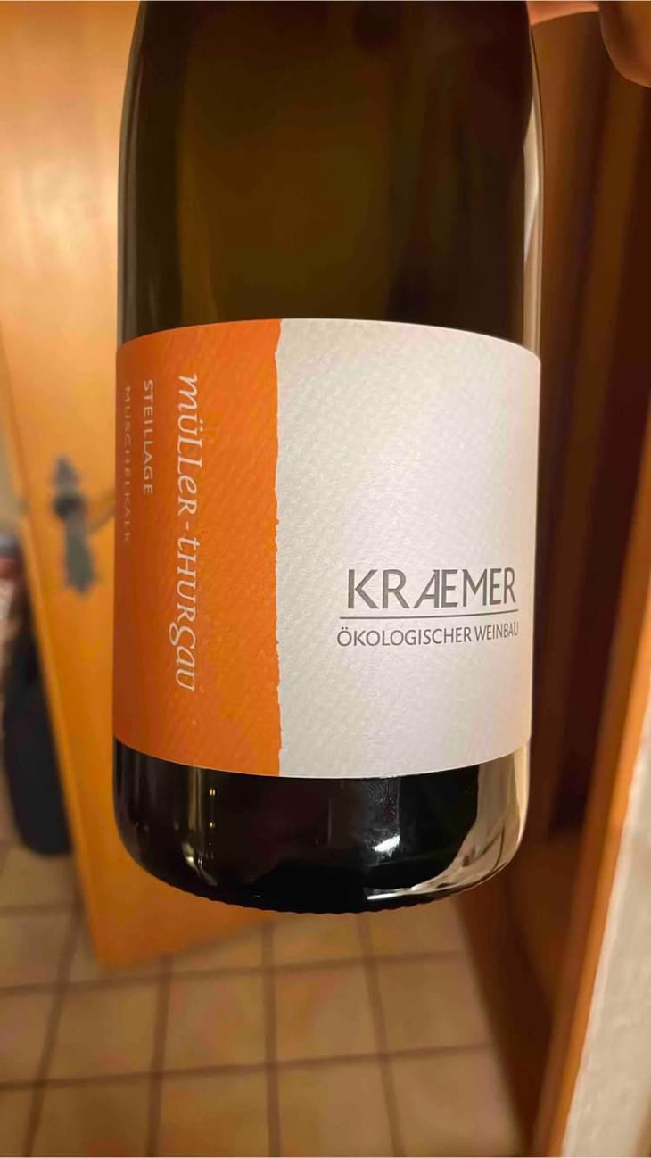 Mueller-thurgau - Ökologischer Land- & Weinbau Krämer - Simone Wege & Stephan Kraemer 