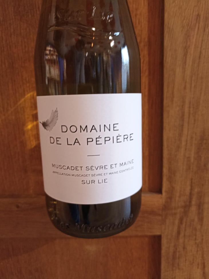 Muscadet Sèvre et Maine sur Lie - Domaine de la Pépière - Marc Ollivier, Rémi Branger & Gwénaëlle Croix 
