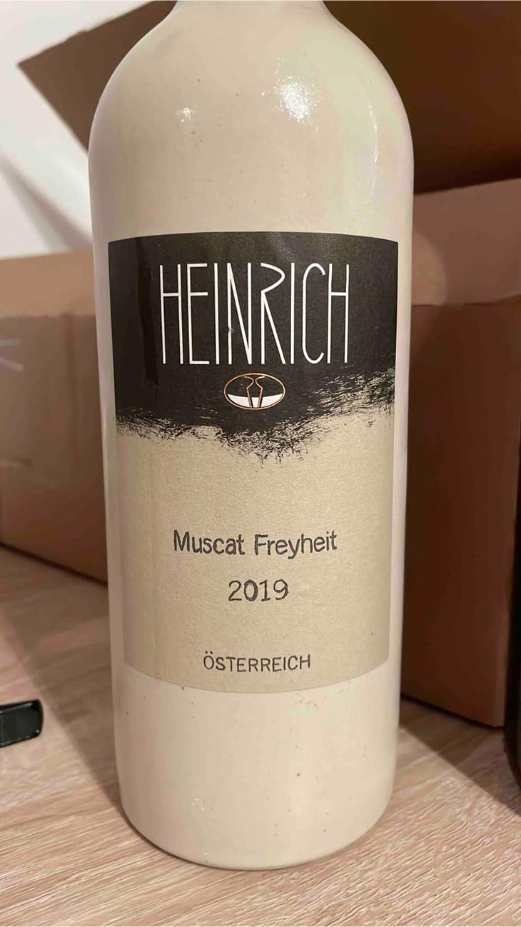 Muskat Freyheit - Weingut Heinrich - Gernot & Heike Heinrich 