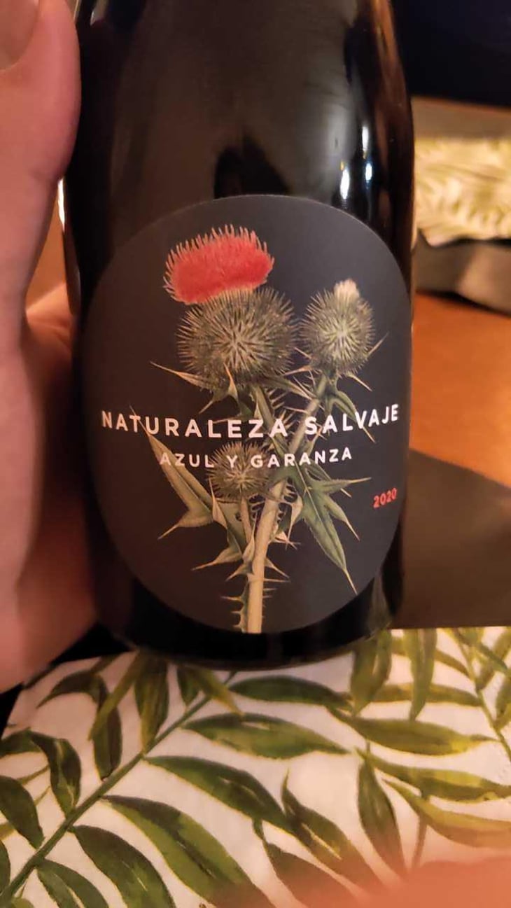 Naturaleza Salvaje Blanco - Azul y Garanza - Dani Sanchez, Maria & Fernando Barrena 