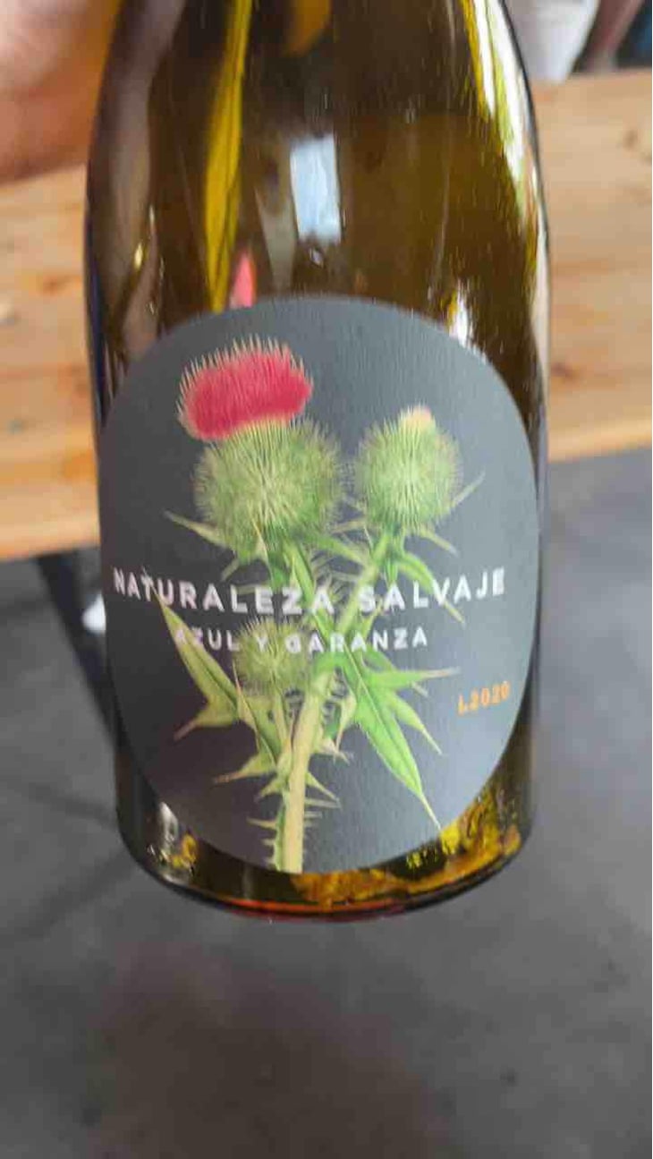 Naturaleza Salvaje Blanco - Azul y Garanza - Dani Sanchez, Maria & Fernando Barrena 