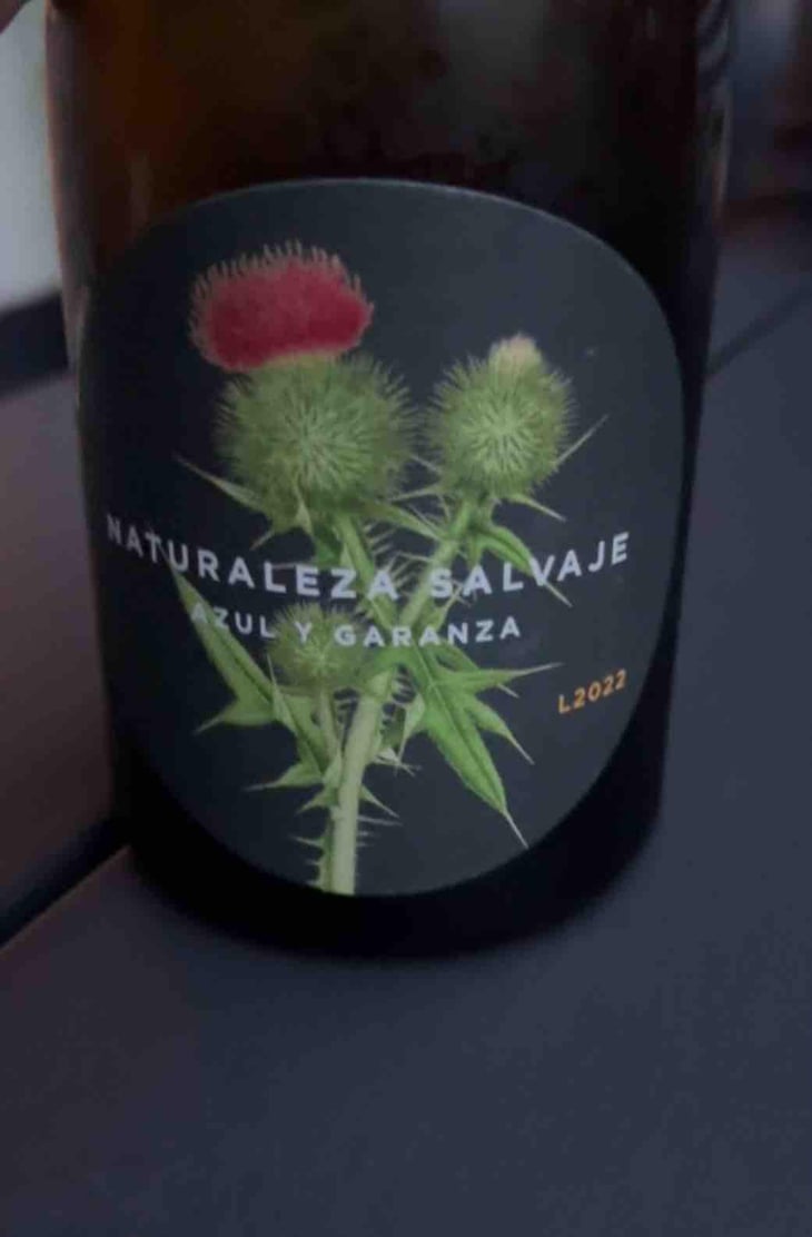 Naturaleza Salvaje Blanco - Azul y Garanza - Dani Sanchez, Maria & Fernando Barrena 