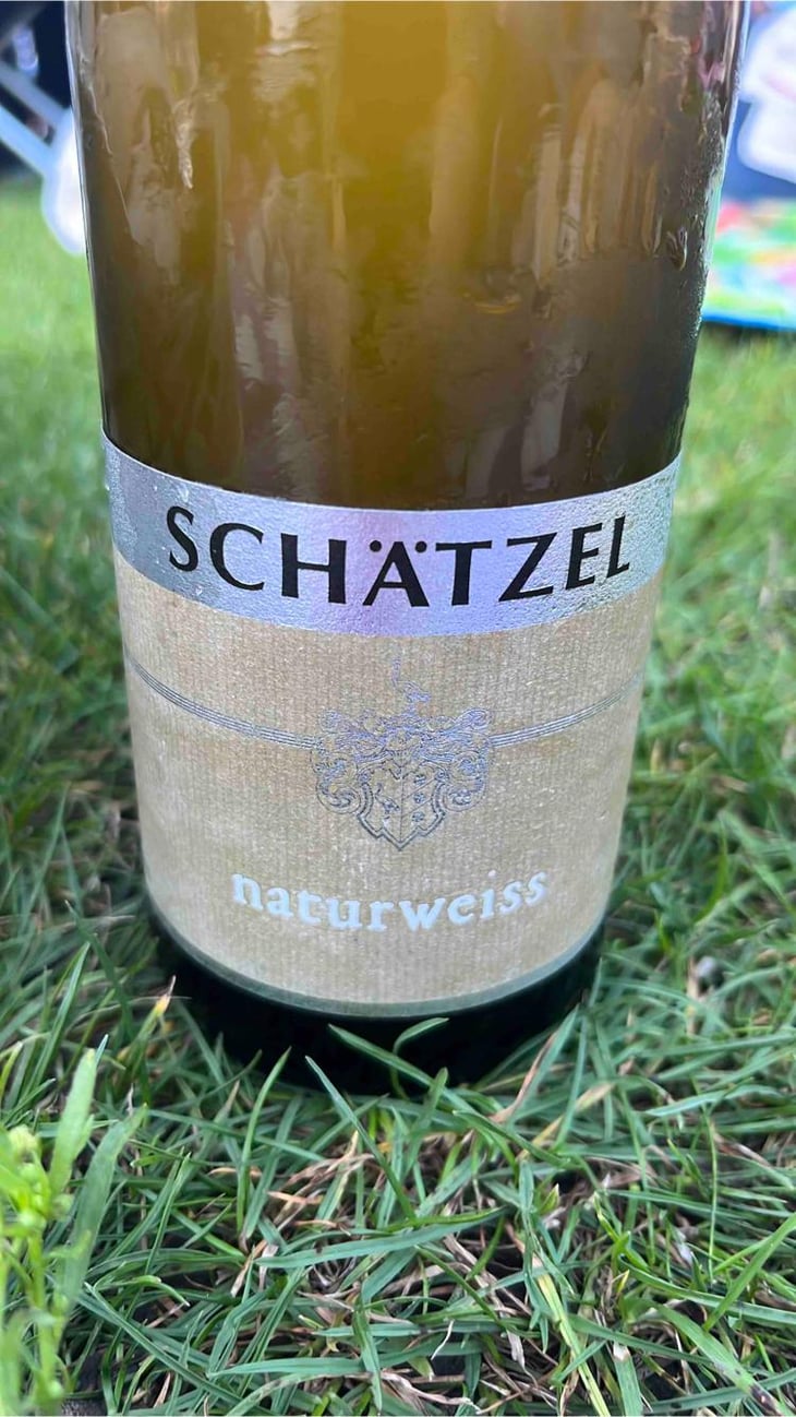 Naturweiss - https://weingutschaetzle.de - Weingut Gregor & Thomas Schätzle -2021
