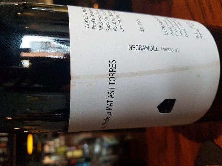 Negramoll Piezas No. 1 - Bodega Juan Matías Torres - Victoria E. Torres Pecis 