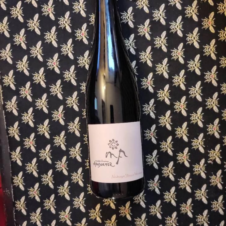 Neuburger Strasser Weinberge - Weingut Martin & Anna Arndorfer - Martin & Anna Arndorfer 