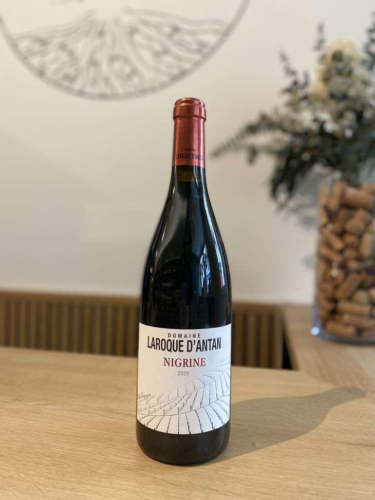 Nigrine - Domaine de Laroque d’Antan - Lydia, Claude & Emmanuel Bourguignon 