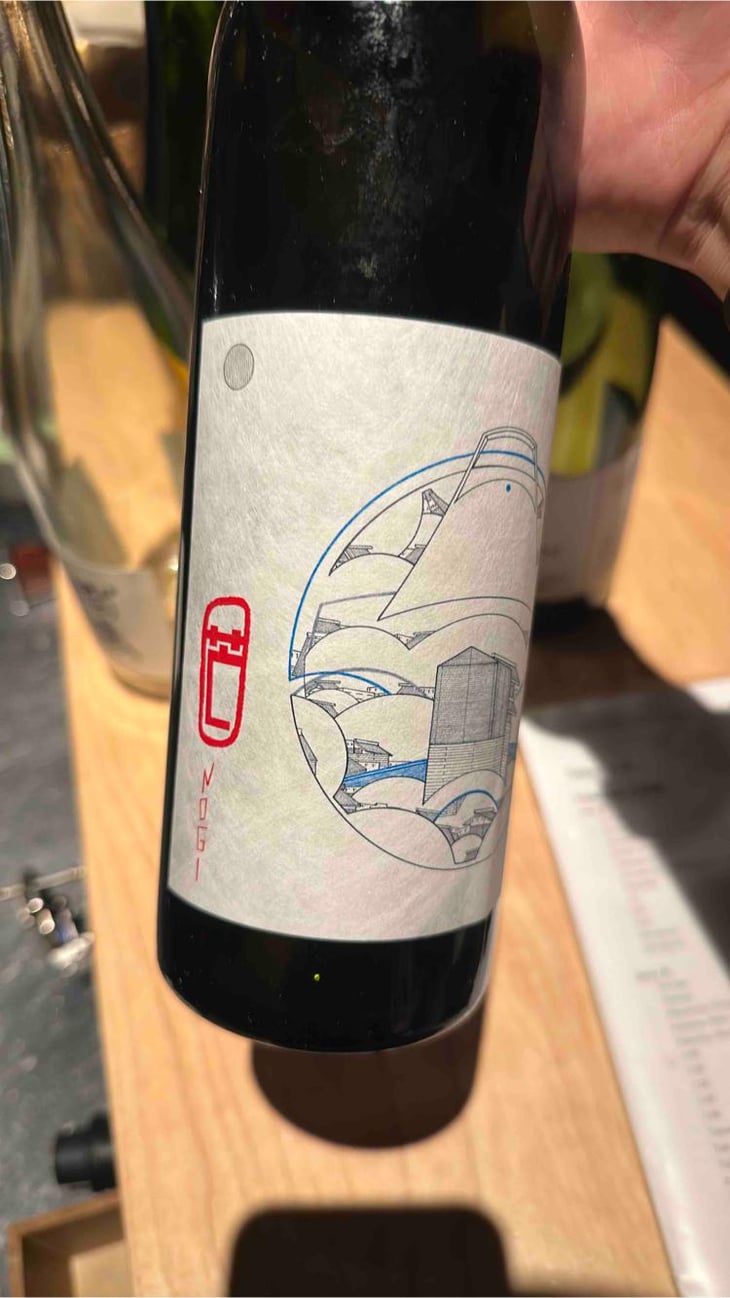 Nogi - White - 98WINEs - Yuki Hirayama 