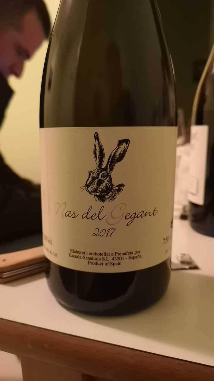 Nas del Gegant Red - Celler Escoda Sanahuja - Joan Ramón Escoda Martinez 