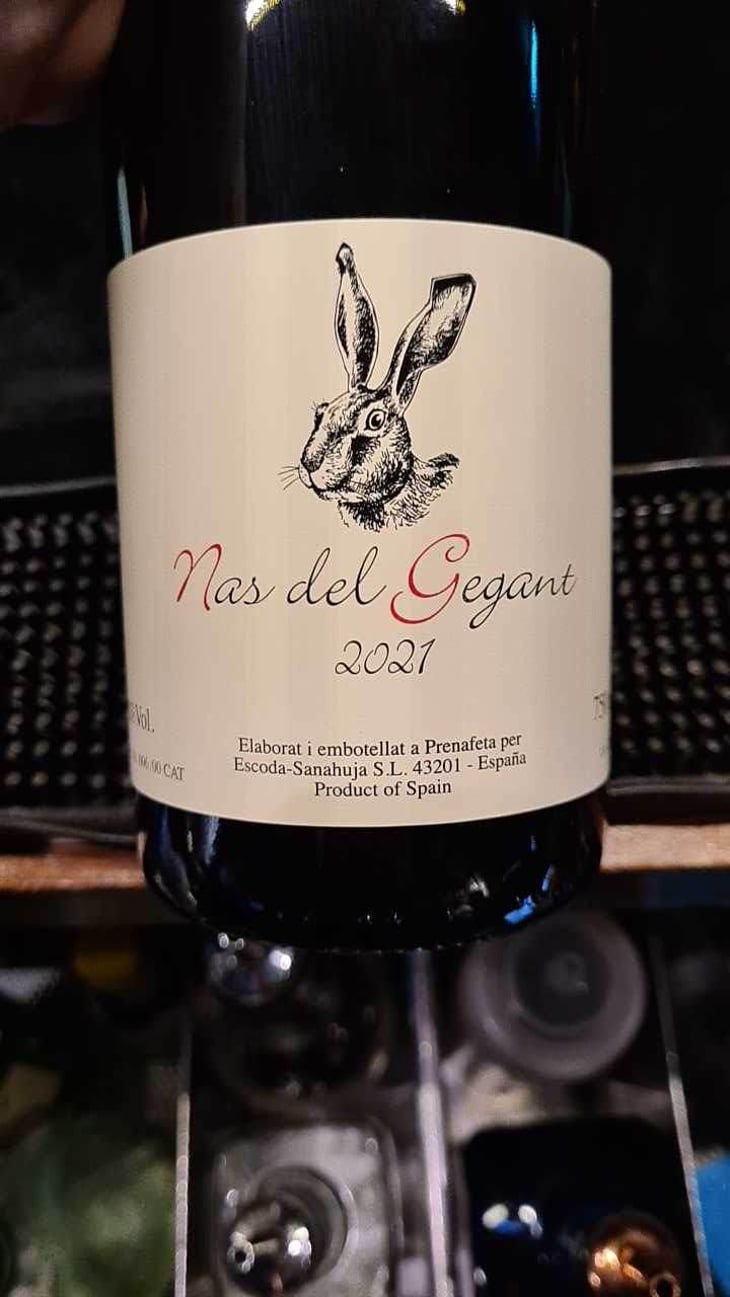 Nas del Gegant Red - Celler Escoda Sanahuja - Joan Ramón Escoda Martinez 