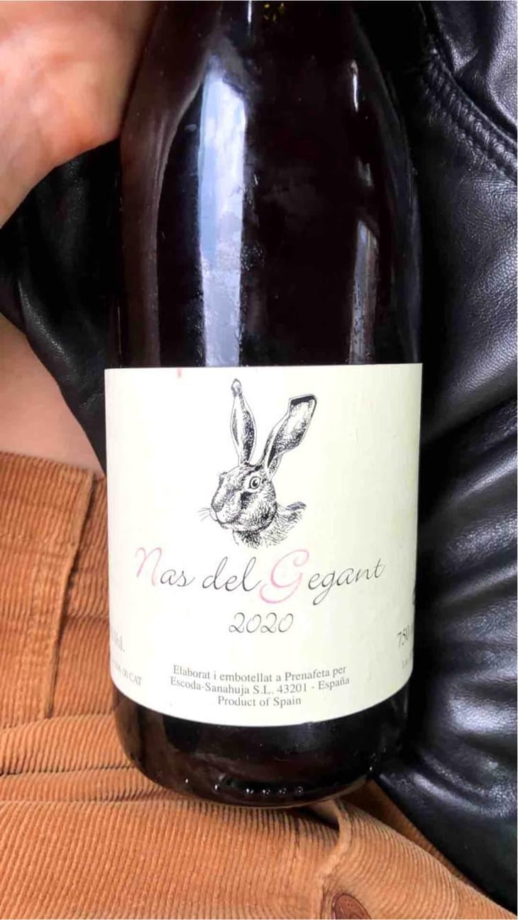 Nas del Gegant Red - Celler Escoda Sanahuja - Joan Ramón Escoda Martinez 