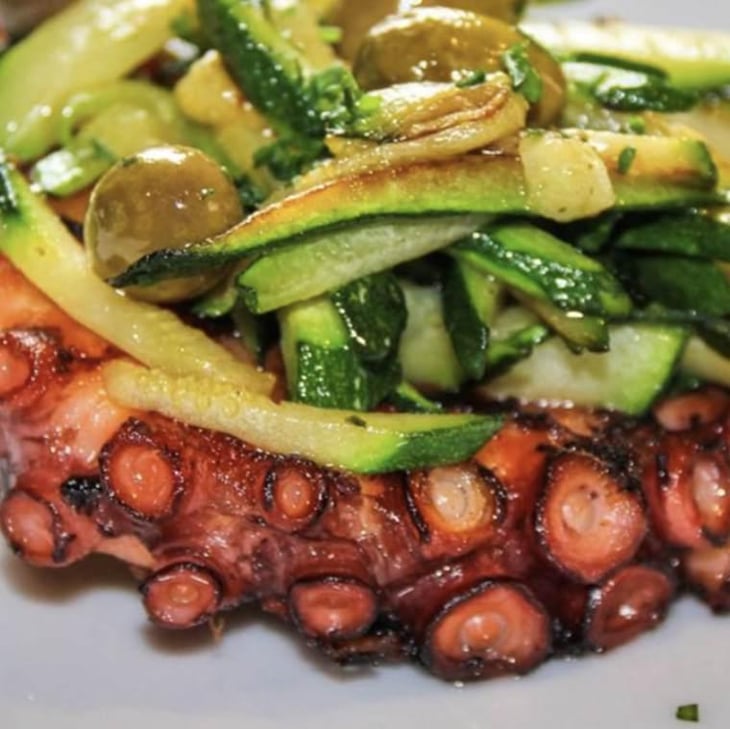 Octopus With Zucchini - Loqueria - 441362