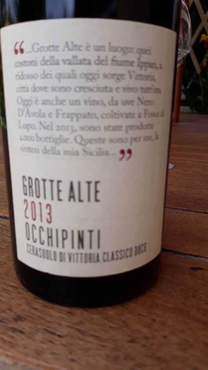 Grotte Alte - Azienda Agricola Arianna Occhipinti - Arianna Occhipinti 