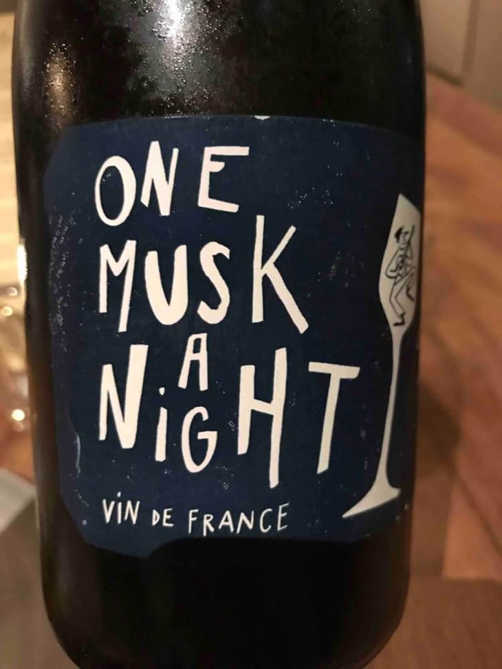 One Musk A Night - Le Haut Planty - Alain & Christian Couillaud 
