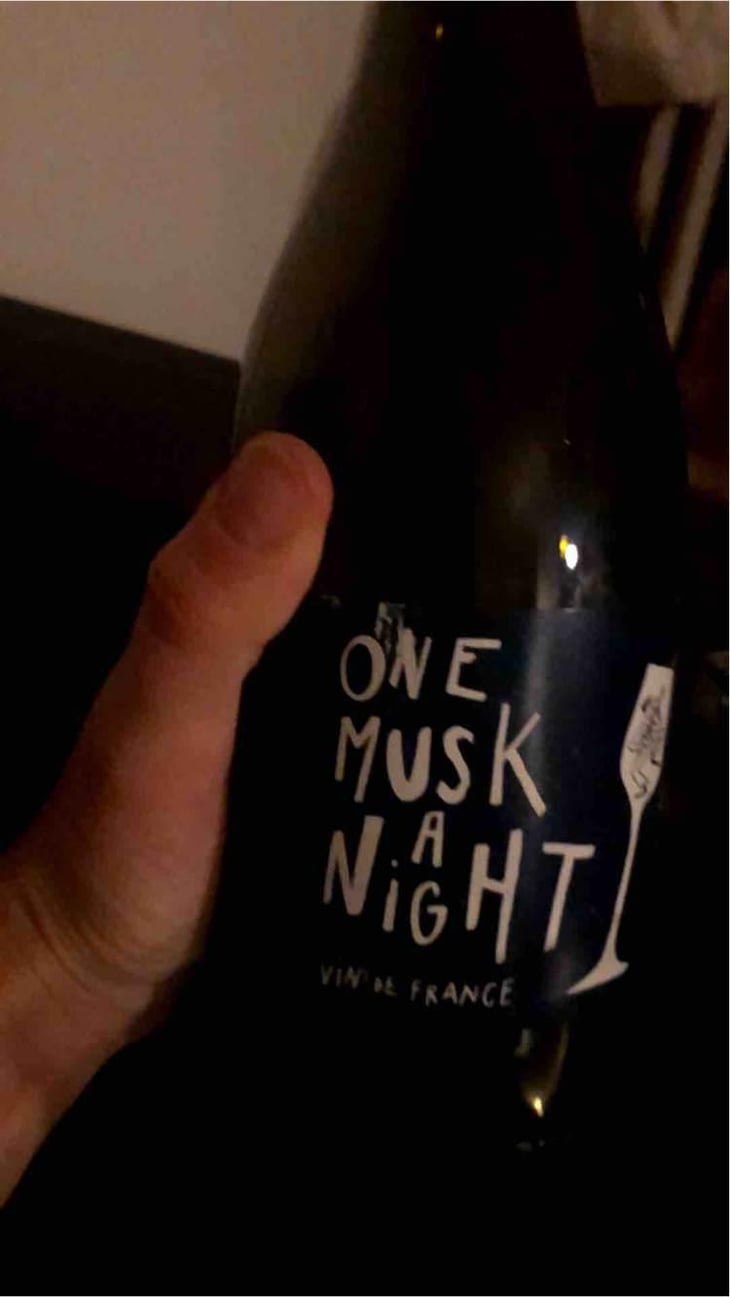 One Musk A Night - Le Haut Planty - Alain & Christian Couillaud 