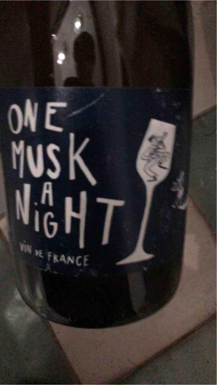 One Musk A Night - Le Haut Planty - Alain & Christian Couillaud 