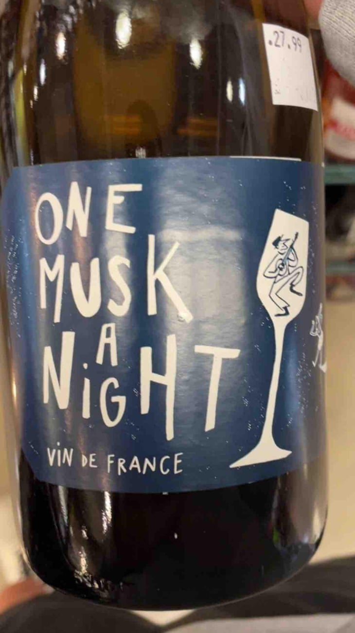 One Musk A Night - Le Haut Planty - Alain & Christian Couillaud 