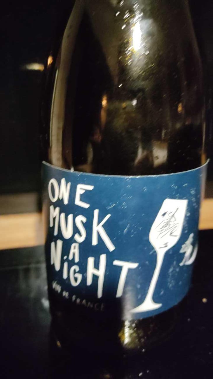 One Musk A Night - Le Haut Planty - Alain & Christian Couillaud 