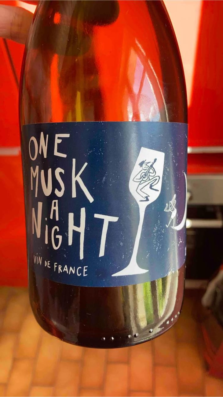One Musk A Night - Le Haut Planty - Alain & Christian Couillaud 