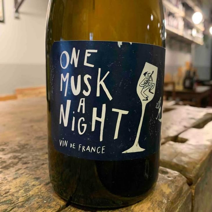 One Musk A Night - Le Haut Planty - Alain & Christian Couillaud 