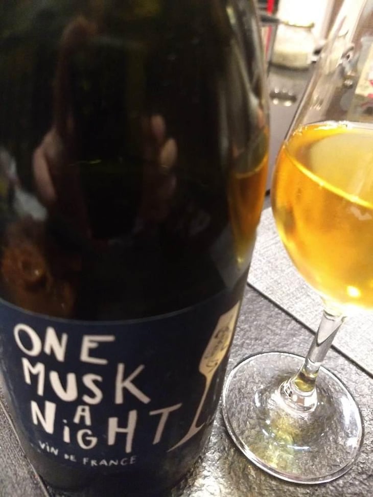 One Musk A Night - Le Haut Planty - Alain & Christian Couillaud 