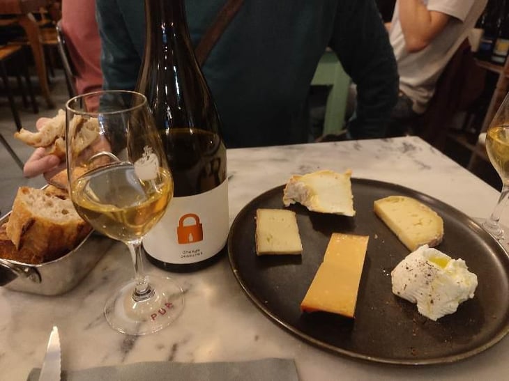 Orange Censurat - Bodega Clandestina - Ferran Lacruz 