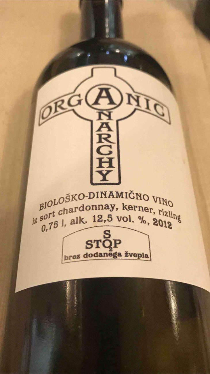 Organic Anarchy (white) - Organic Anarchy - Aci Urbajs 