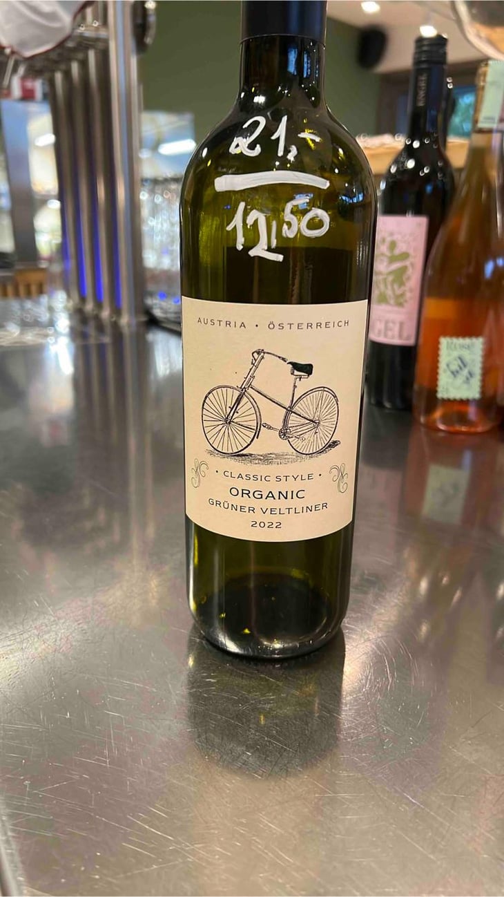Classic Style Grüner Veltliner - Vitikultur MOSER - Familie Moser -2020