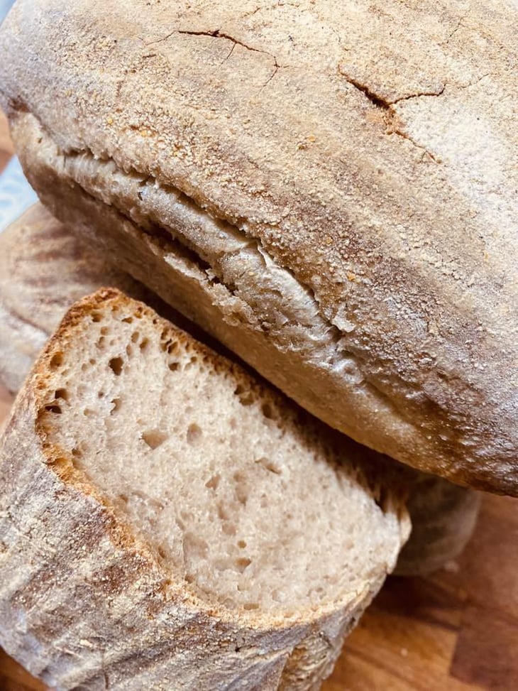 Our Bread - Osteria La Guana Meride - 573218