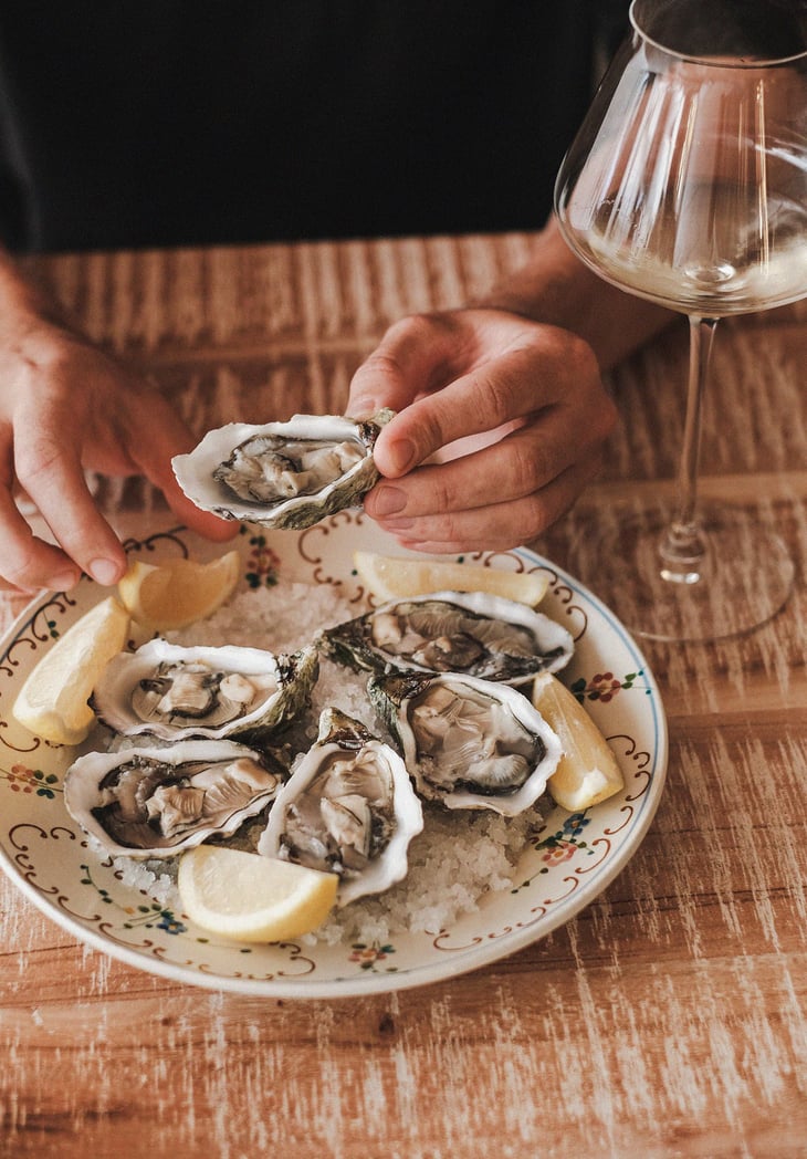 Oysters - Holy Wine Cascais - 667931